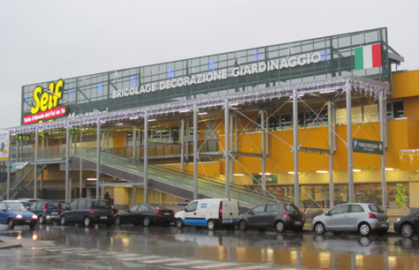 Il bricolage di Self a Moncalieri