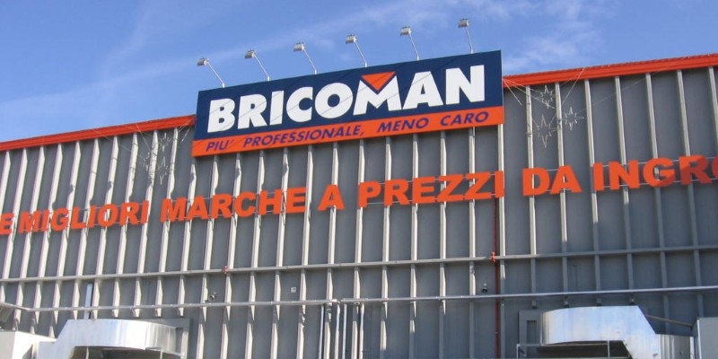Affaire Cascina Antonietta, Bricoman cita il Comune di Trezzano