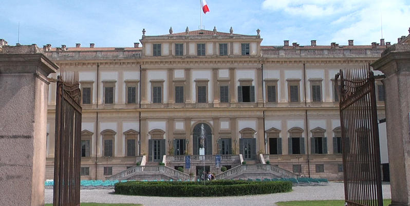 Gli &ldquo;angeli&rdquo; diventano imbianchini (e hanno bisogno di vernice)
