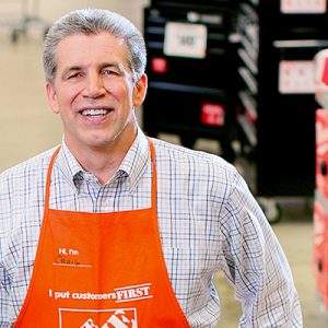 Home Depot aggiorna le priorità e riacquista azioni per 15 miliardi