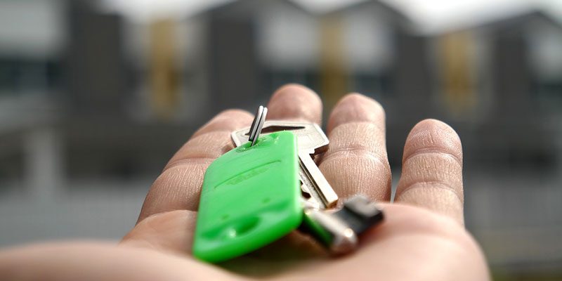 Et&agrave; media in aumento per chi compra casa