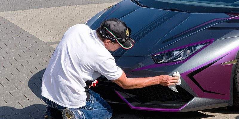 Con l&rsquo;estate l&rsquo;auto si fa bella (e sicura)