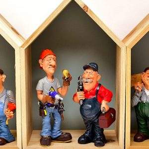 Nel bricolage, crolla il “Do it for me”