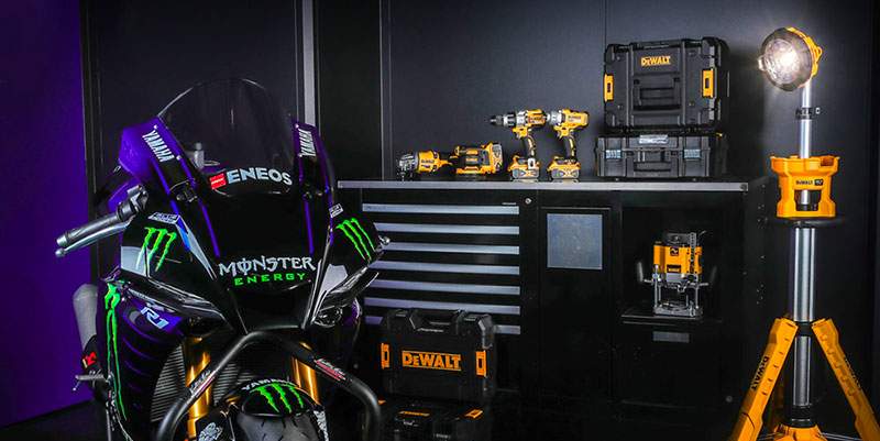 DEWALT di nuovo Official Supplier del team Monster Energy Yamaha MotoGP