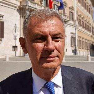 Leroy Merlin, dona con un click
