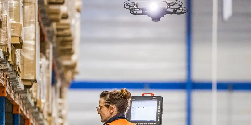 Ikea amplia l&rsquo;integrazione tra droni e addetti alla logistica