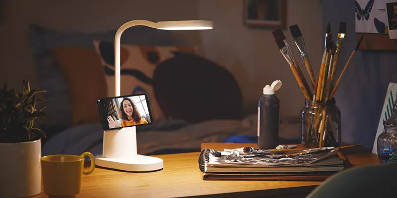 Illuminazione da tavolo per 15 modelli Philips