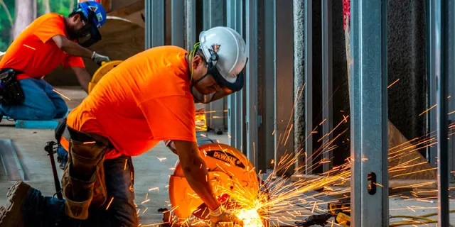 Mercato americano, il bricolage e l&rsquo;edilizia condannano le politiche di Trump